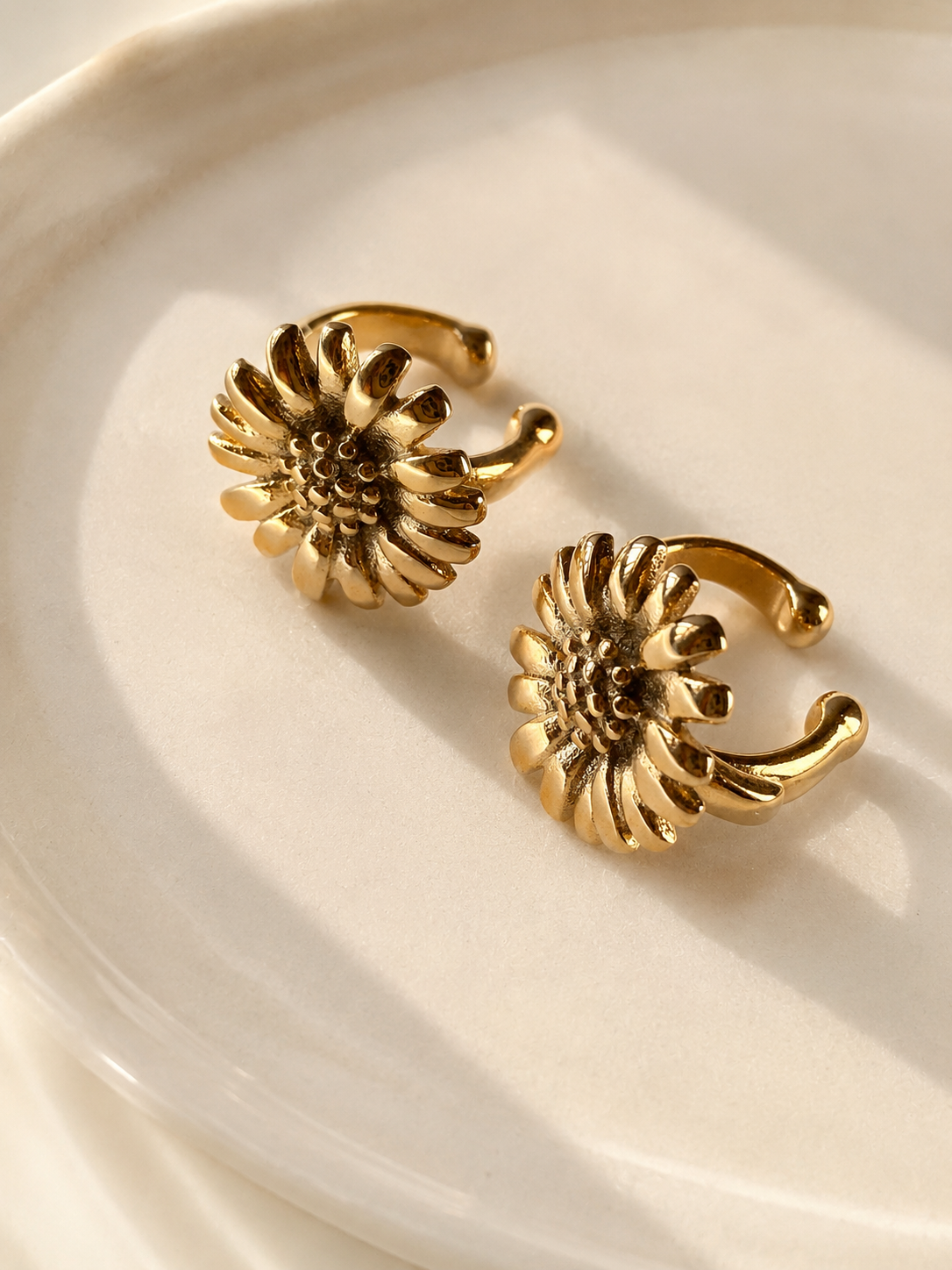 Golden Floral Earcuff