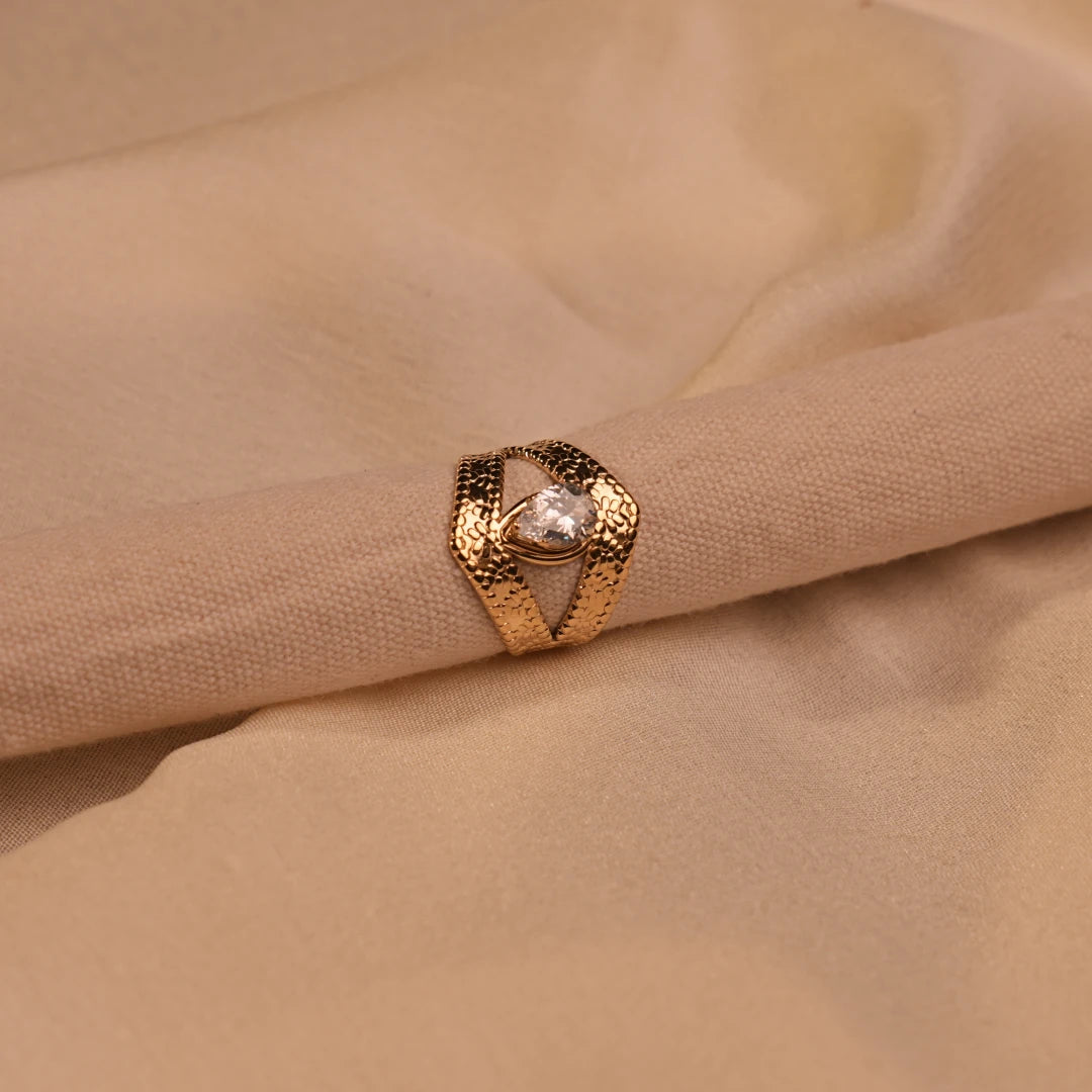 Wide Hammered Textured Marquise Crystal Solitaire Gold Ring Close Up - Buy Gold Ring Online India - Drattans